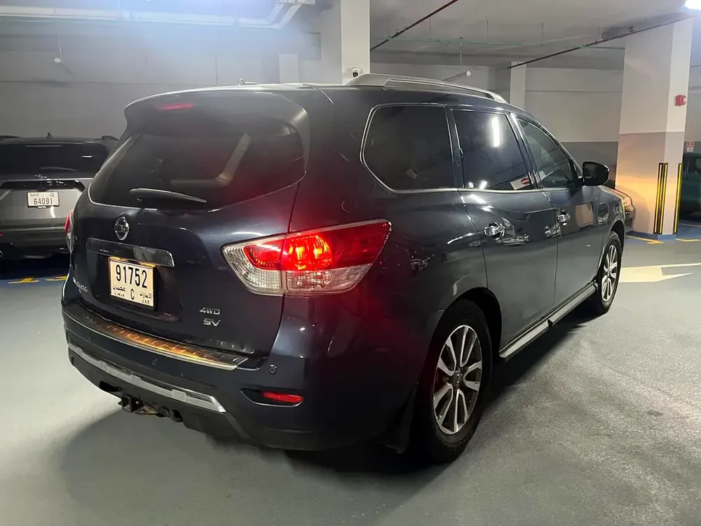 *CANADIAN SPEC* DRIVES GOOD * - Image 6