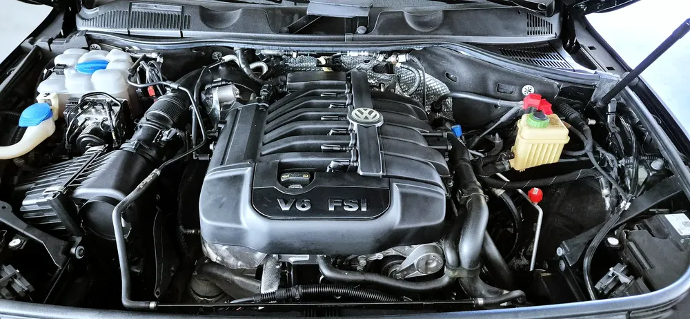 BEST!!! AGENCY MAINTAINED TOUAREG R LINE GCC !!! - Image 16