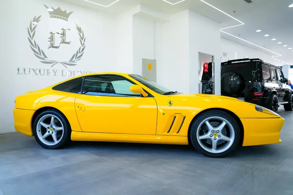 2001 Ferrari 550 Maranello – Excellent Condition, A special car and Extremely Rare to Find. - Image 4