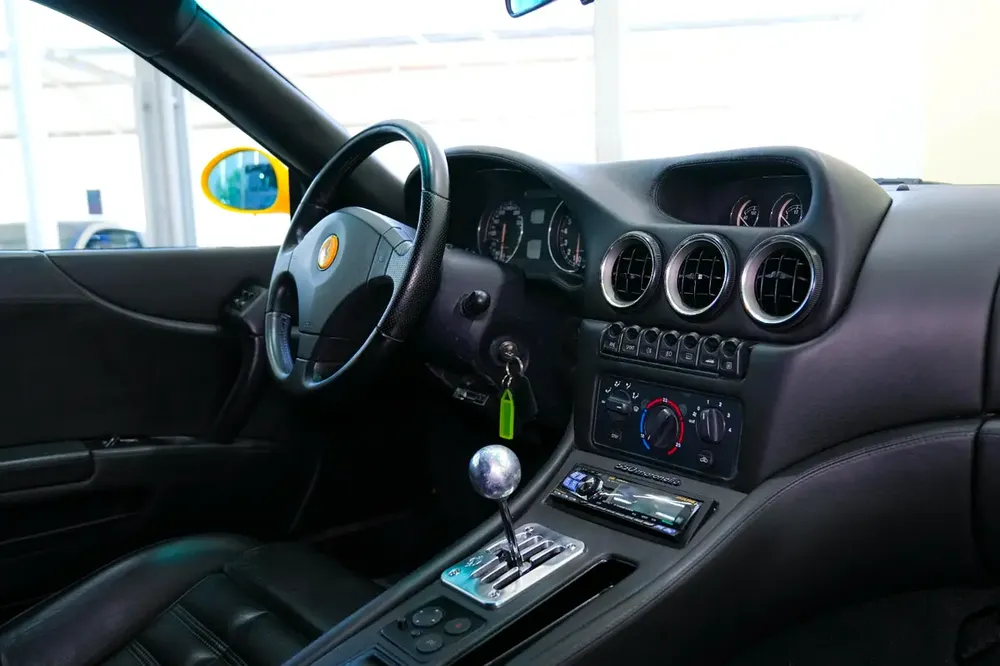 2001 Ferrari 550 Maranello – Excellent Condition, A special car and Extremely Rare to Find. - Image 7