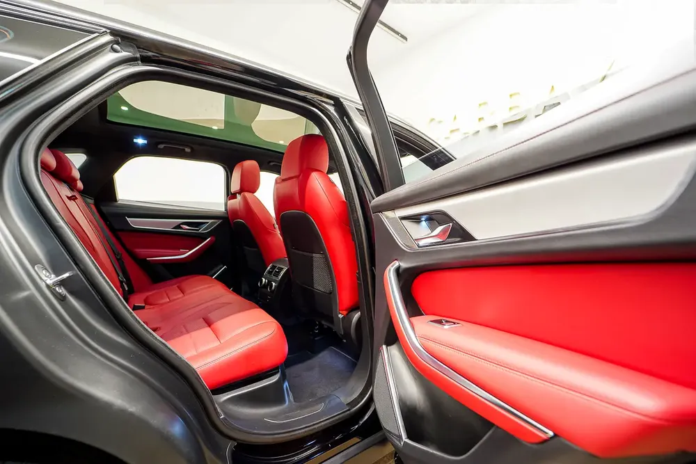 AED 2021 PM | JAGUAR F PACE R- SPORT 2021 | UNDER AGENCY WARRANTY SEPT 2026 | GCC - Image 18