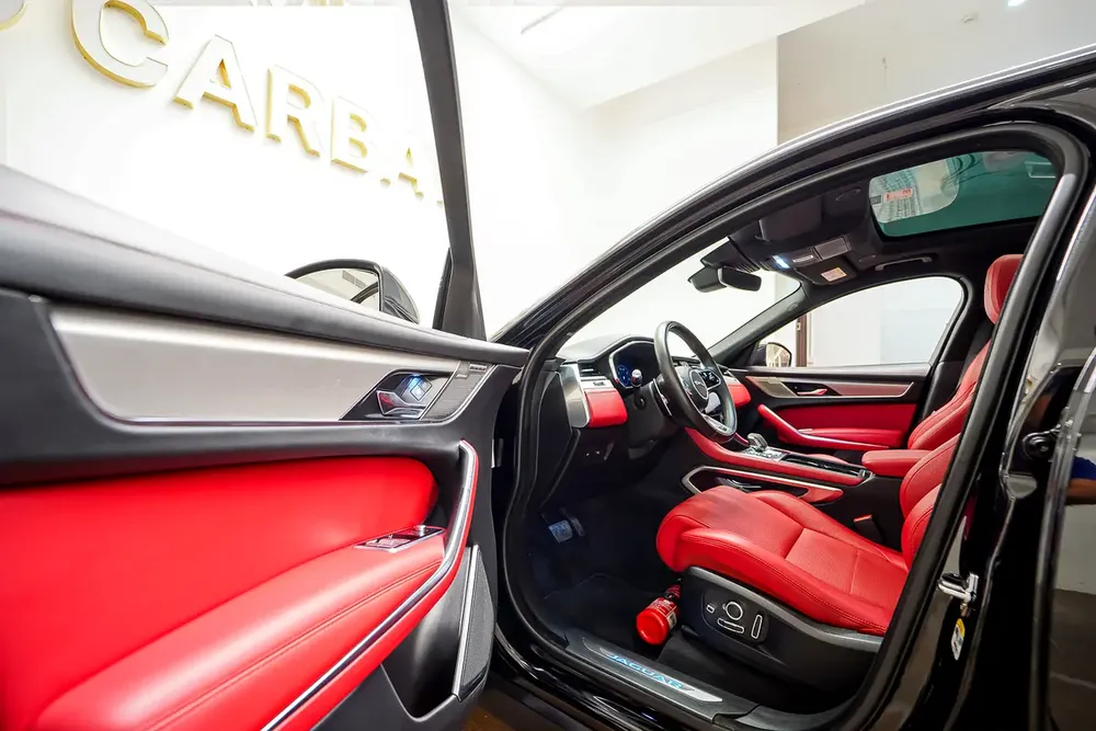 AED 2021 PM | JAGUAR F PACE R- SPORT 2021 | UNDER AGENCY WARRANTY SEPT 2026 | GCC - Image 9