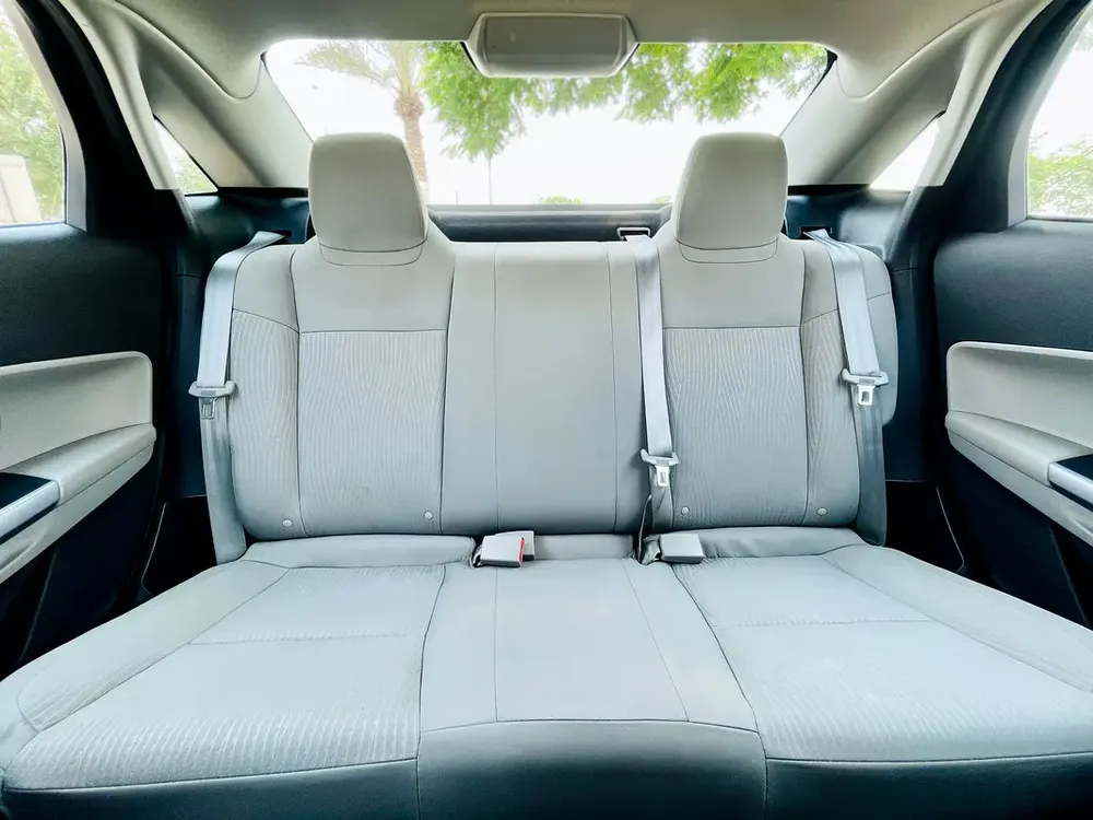 UNLIMITED MILEAGE WARRANTY / CRUISE CONTROL + CAMERA + ALLOY WHEELS + LED LIGHT / IN HOUSE FINANCE - Image 19