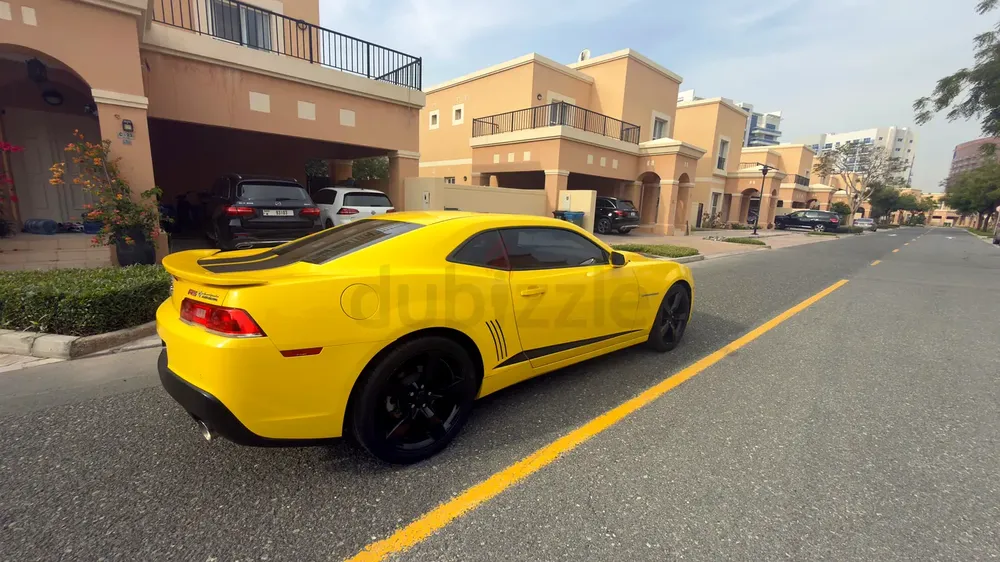 Chevrolet Camaro rs v6 mint condition low milage - Image 6