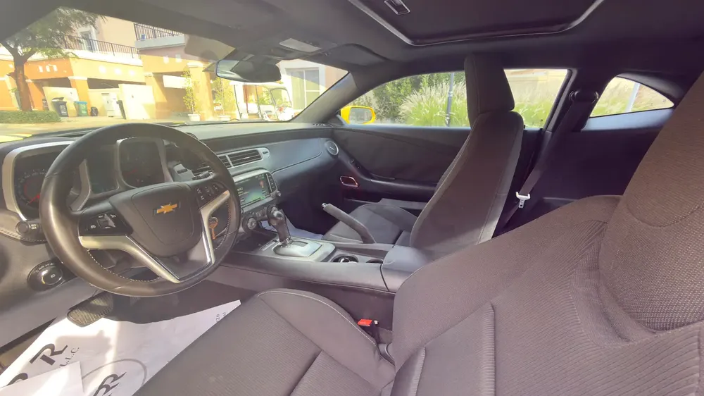 Chevrolet Camaro rs v6 mint condition low milage - Image 7