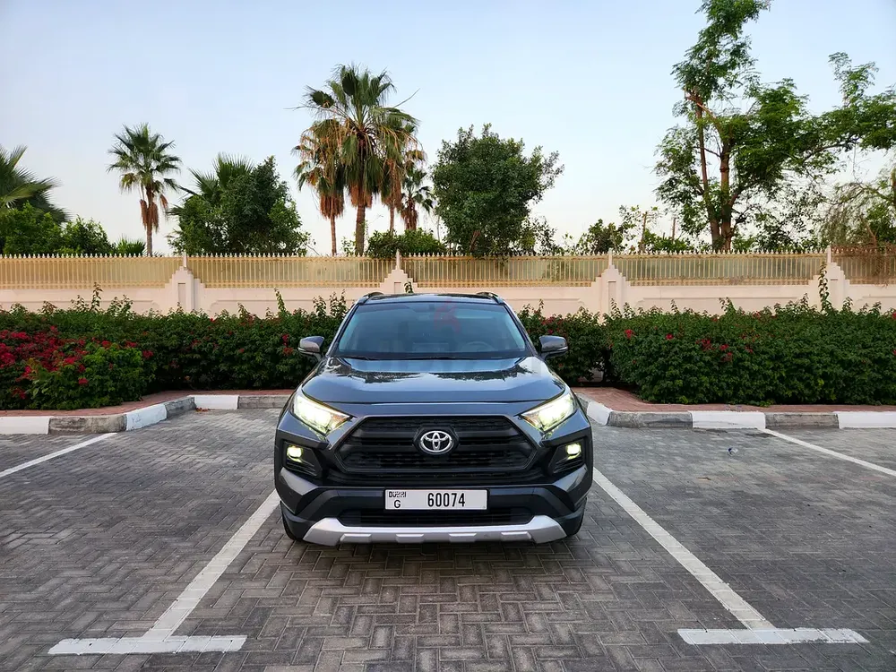 From Al Futtaim  No accident original paint - Image 9