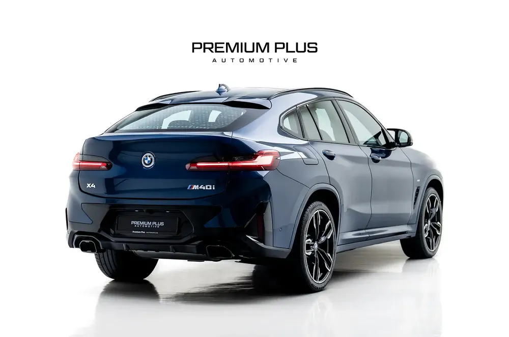 2023 BMW X4 M40i M-Sport, Warranty, 2026 BMW Service Pack, Low Kms, Excellent Condition, GCC - Image 6