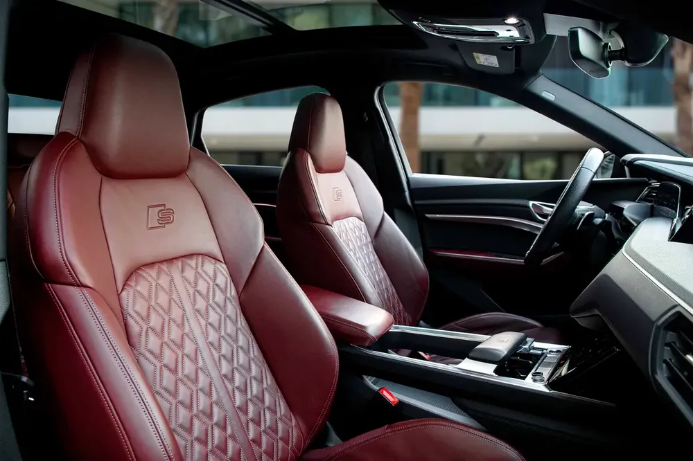 3,917 P.M |  E-Tron S Sportback 500 BHP | 0% Downpayment | E-TRON S 500 HP | AGENCY WARRANTY! - Image 11