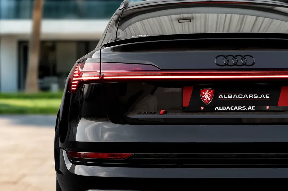 3,917 P.M |  E-Tron S Sportback 500 BHP | 0% Downpayment | E-TRON S 500 HP | AGENCY WARRANTY! - Image 6