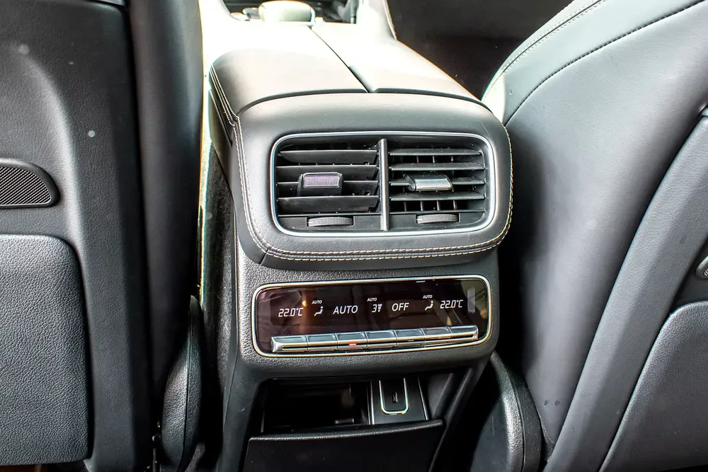 2022 - BENZ GLE63 S AMG - SUPER CLEAN - LIKE NEW - ONLY 35,000 KM - Image 20