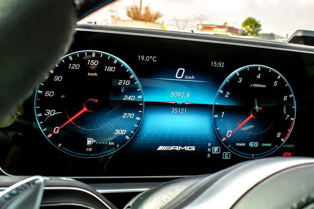 2022 - BENZ GLE63 S AMG - SUPER CLEAN - LIKE NEW - ONLY 35,000 KM - Image 9