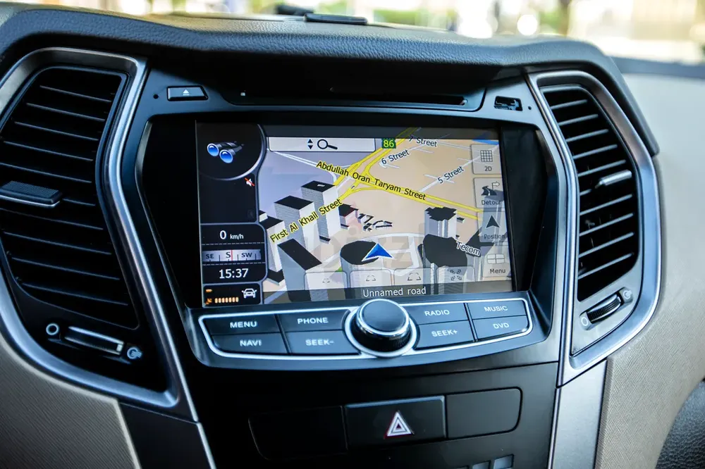 Hyundai Santafe GL 2016 GCC in Excellent Condition - Image 14