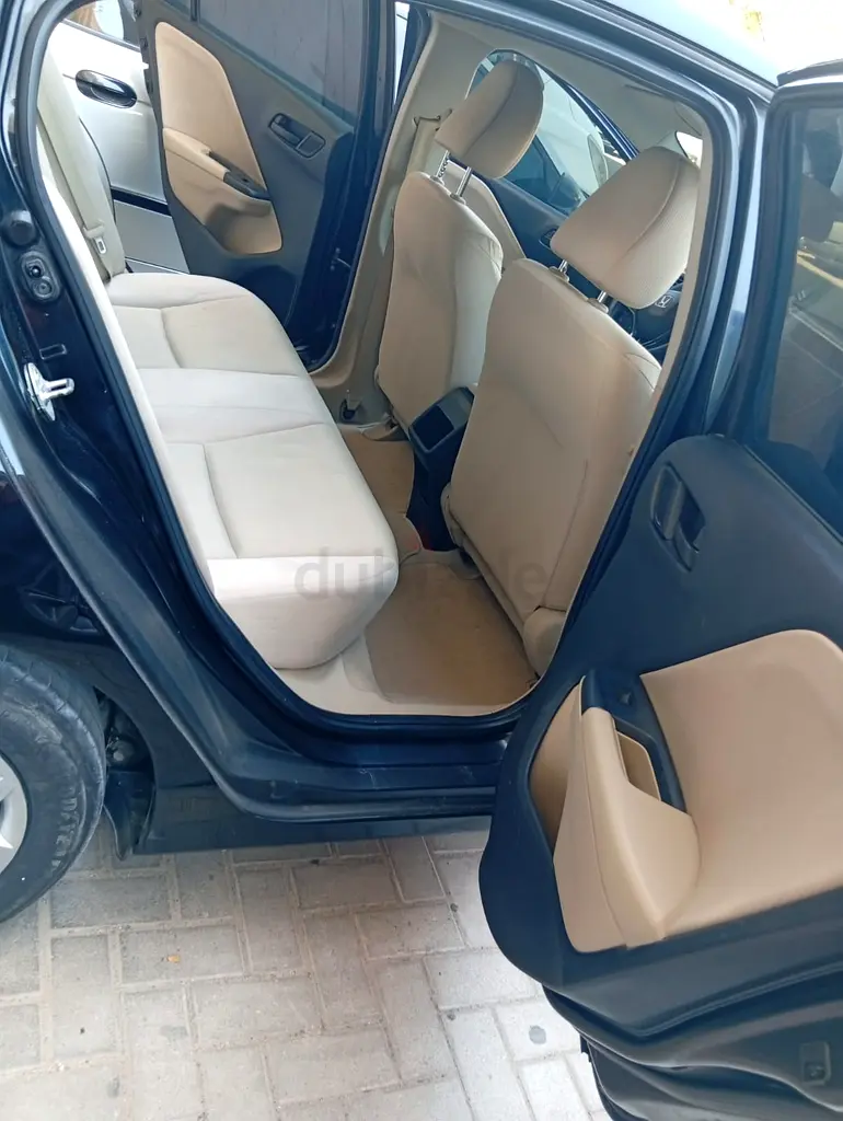 Honda City LX 2016 GCC Specs - Excellent Condition - Image 14