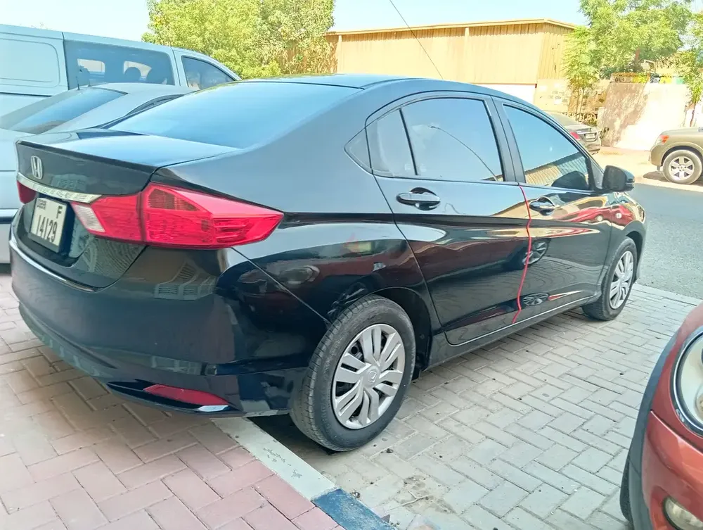Honda City LX 2016 GCC Specs - Excellent Condition - Image 15