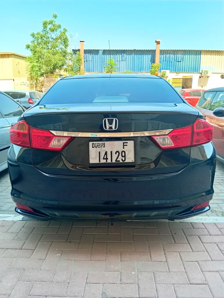 Honda City LX 2016 GCC Specs - Excellent Condition - Image 18
