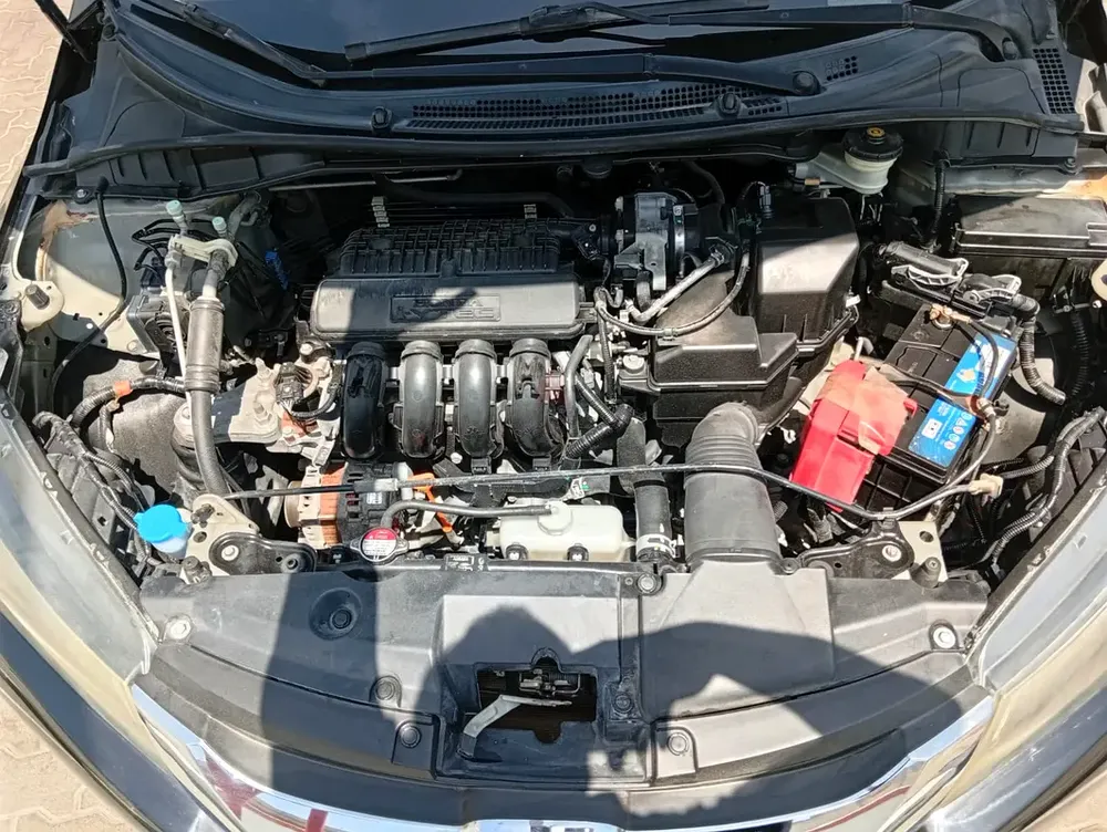 Honda City LX 2016 GCC Specs - Excellent Condition - Image 5