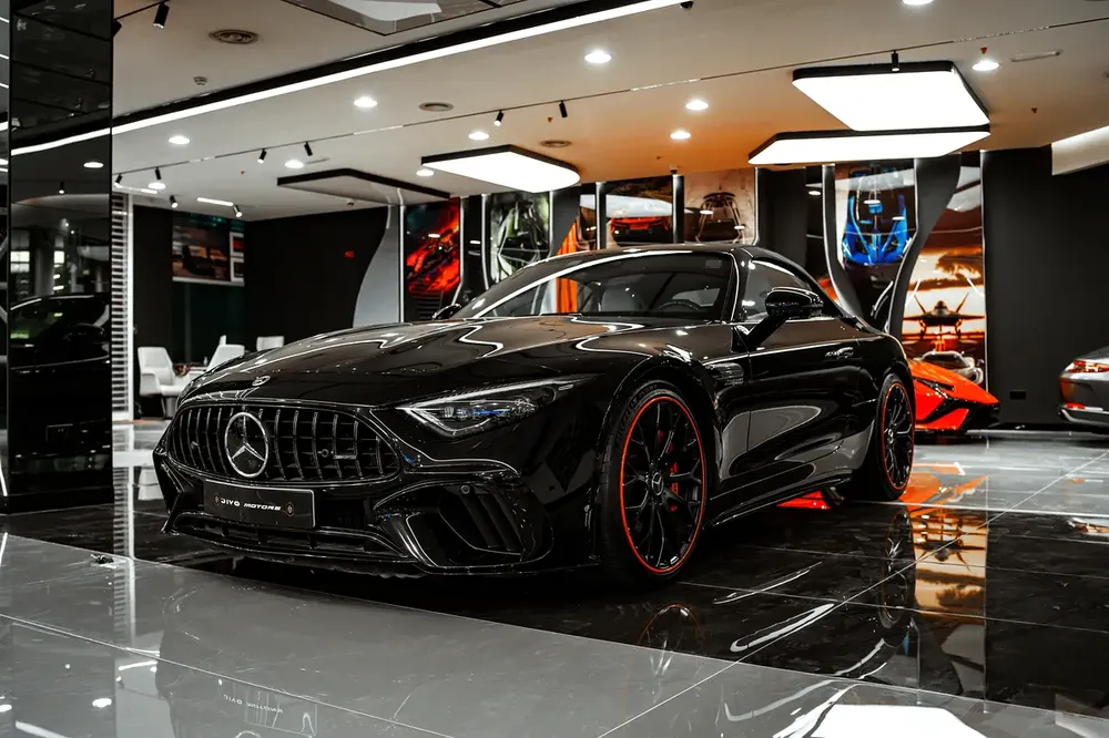 2023 Mercedes-Benz SL 55 AMG 4Matic Plus - GCC Specs - Image 7
