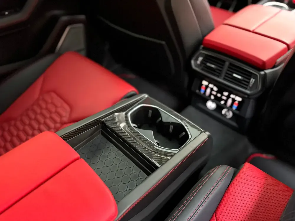 Lamborghini Urus | High Spec | Full Lamborghini Dealer History | Akrapovič | Carbon Fibre | PPF - Image 10