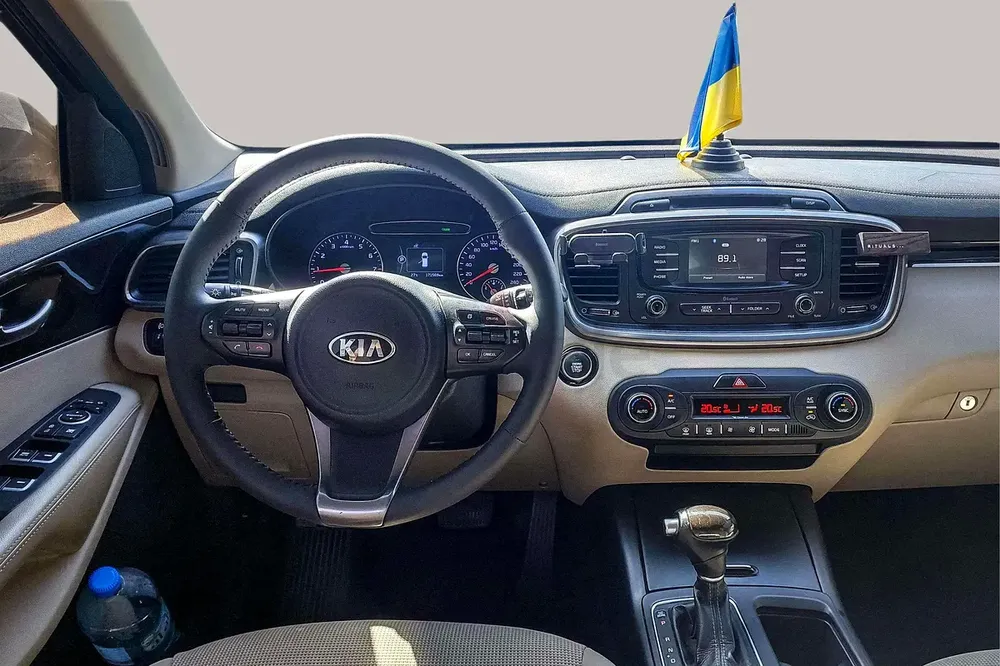 AED 892/month | 2017 Kia Sorento  | GCC Specs | Ref#419165 - Image 10