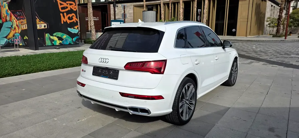 2017 Audi SQ5-Excellent Condition-Bank Finance Available - Image 6