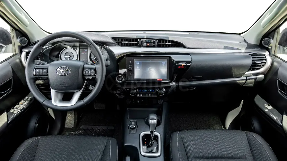 HILUX ADVENTURE | 2-YEAR WARRANTY + SERVICE AVAILABLE | IN-HOUSE FINANCING | 0% DOWNPAYMENT (BANK) - Image 11