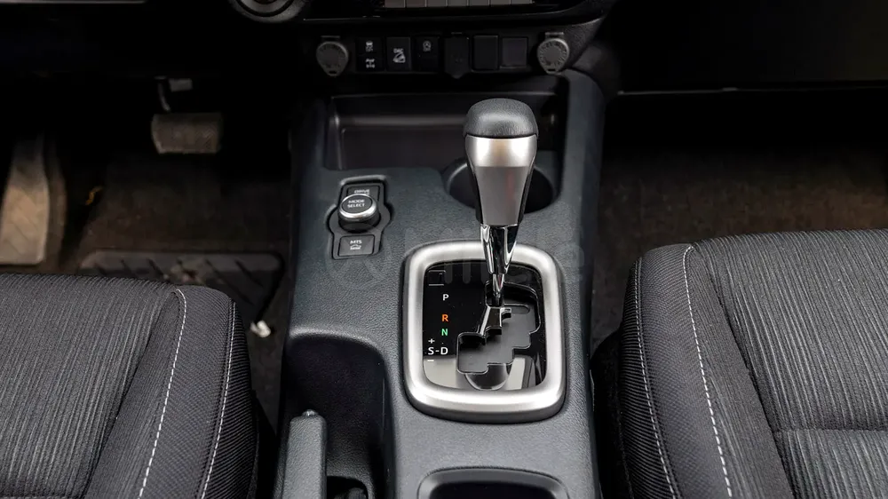 HILUX ADVENTURE | 2-YEAR WARRANTY + SERVICE AVAILABLE | IN-HOUSE FINANCING | 0% DOWNPAYMENT (BANK) - Image 16
