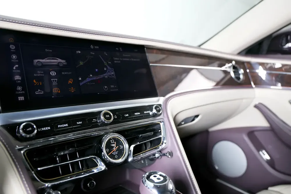 2022 Bentley Flying Spur W12 GCC Specs - Pristine Condition - Image 10