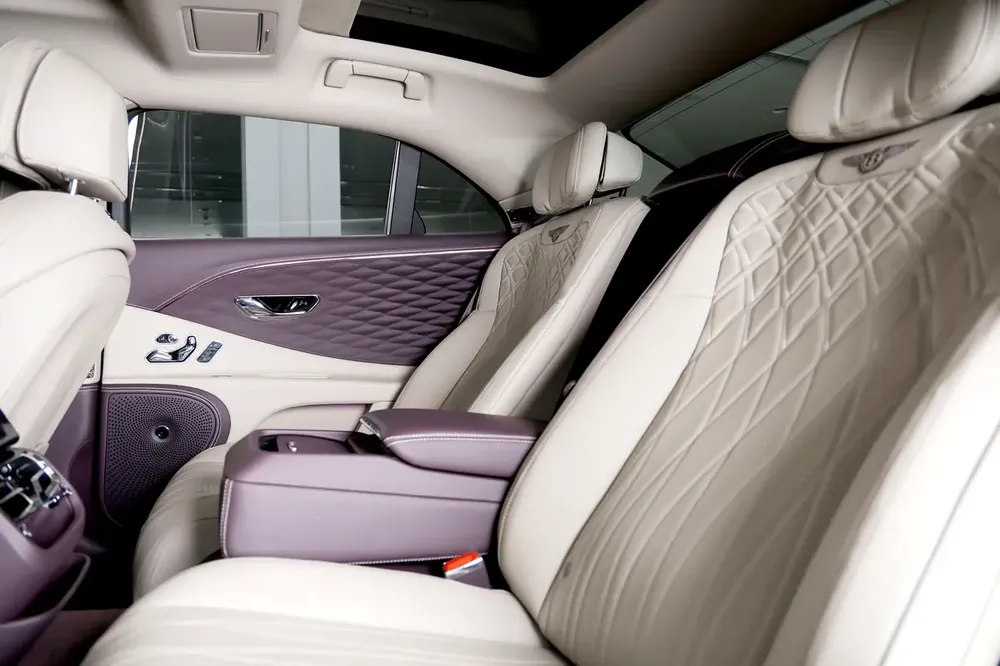2022 Bentley Flying Spur W12 GCC Specs - Pristine Condition - Image 13
