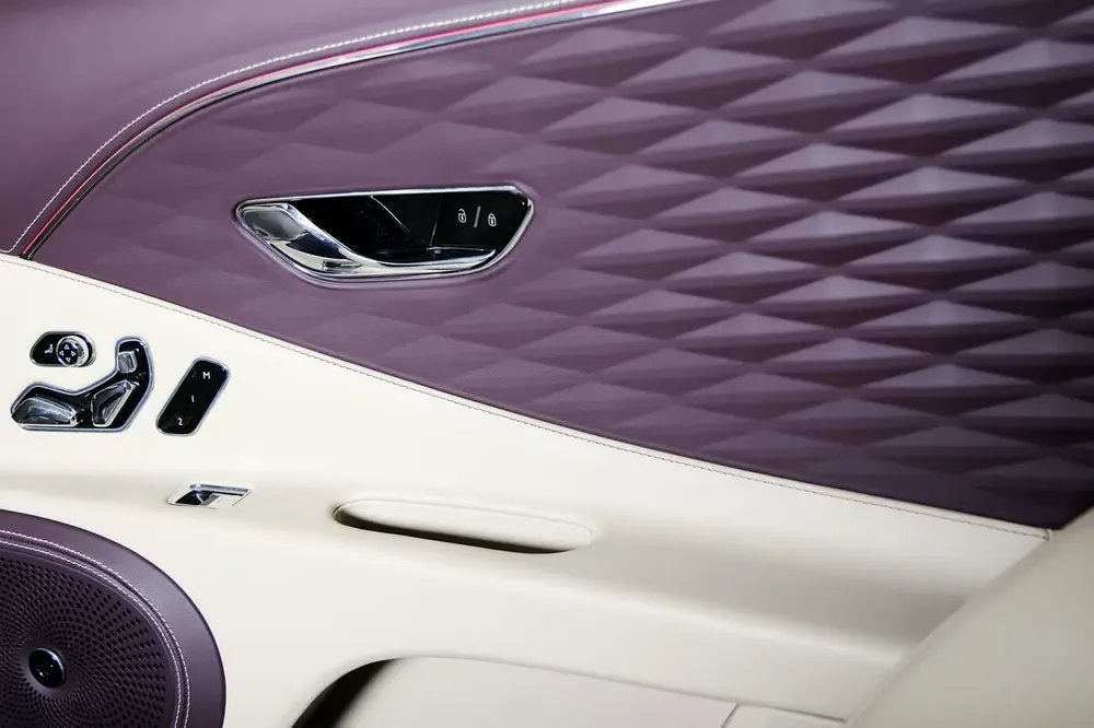 2022 Bentley Flying Spur W12 GCC Specs - Pristine Condition - Image 18