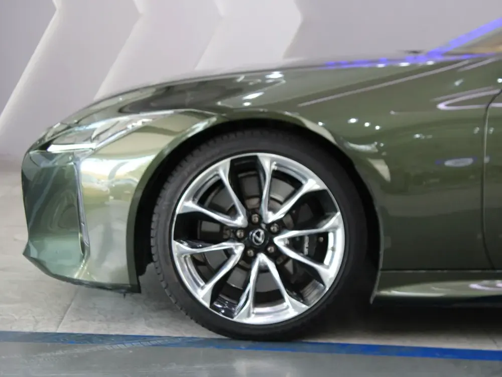 2024 Lexus LC 500 Titanium - V8 - Image 8