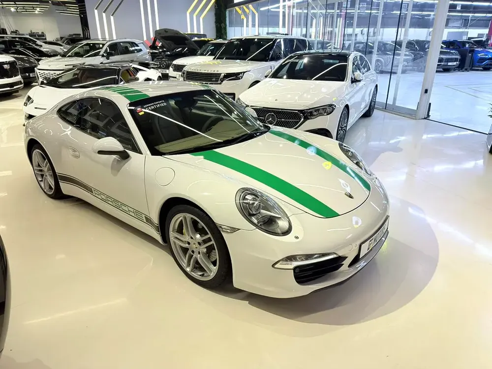 2012 Porsche 911 Carrera - GCC - Full Service History - Good Condition - Image 4