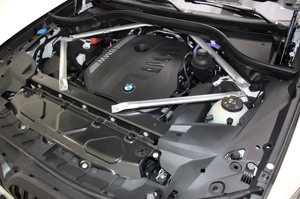 BMW X7 X-Drive 40i Luxury M Sport - Image 10