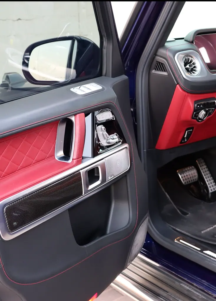 G-Manufaktur.. 2022 Mercedes G 63 AMG - GCC Specs..!! - Image 15