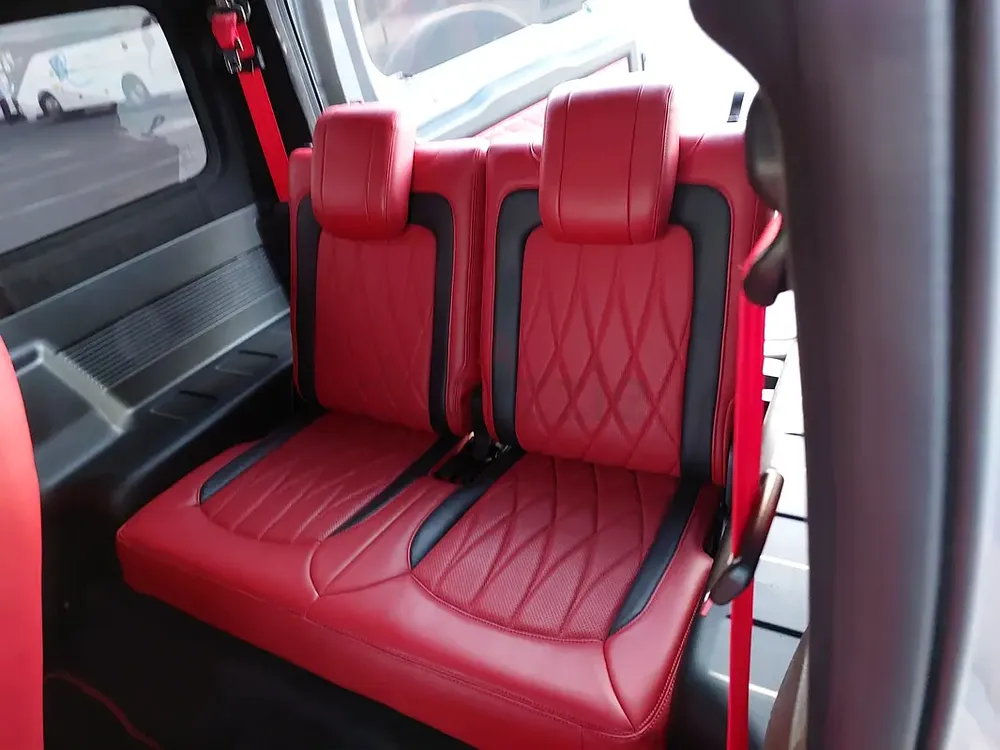 Suzuki jimny upgraded to Mercedes g63 fsh from Suzuki - Image 11