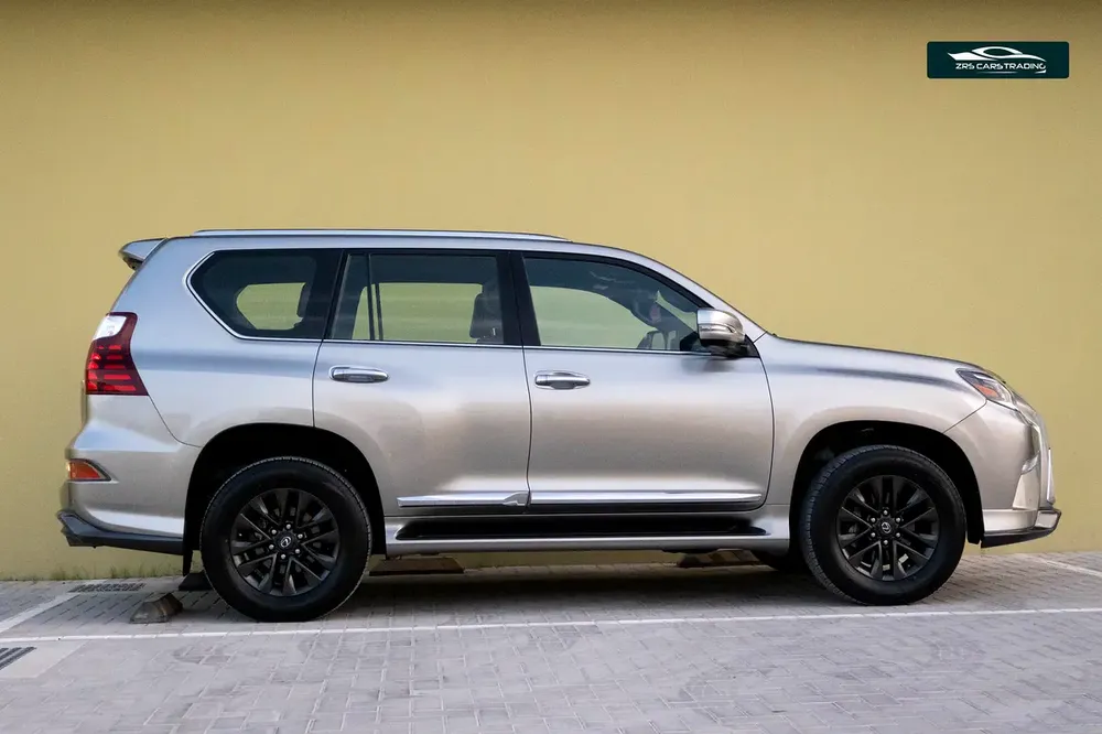 2023 Lexus GX 460 Platinum  | GCC Specs | Top option - Image 5
