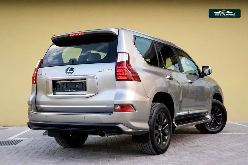 2023 Lexus GX 460 Platinum  | GCC Specs | Top option - Image 7