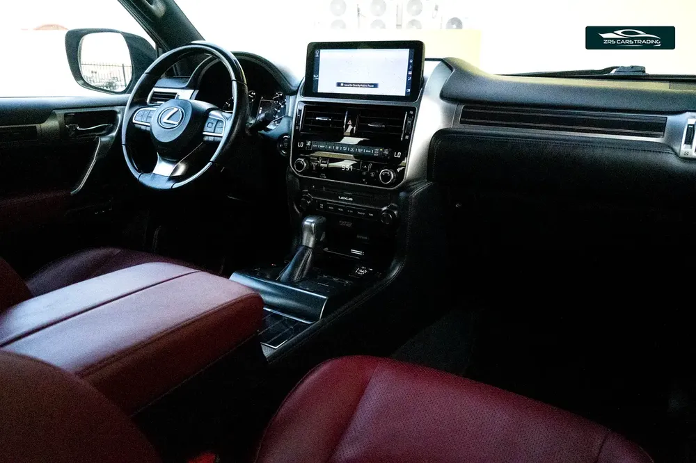 2023 Lexus GX 460 Platinum  | GCC Specs | Top option - Image 9