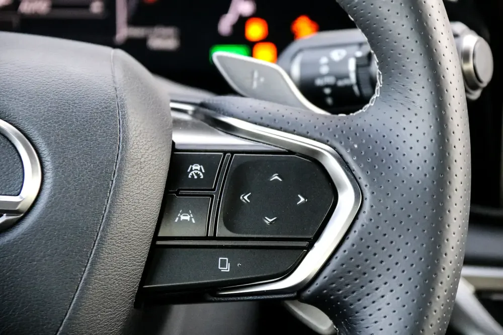 RX500 F-SPORT H 2025 - Image 8
