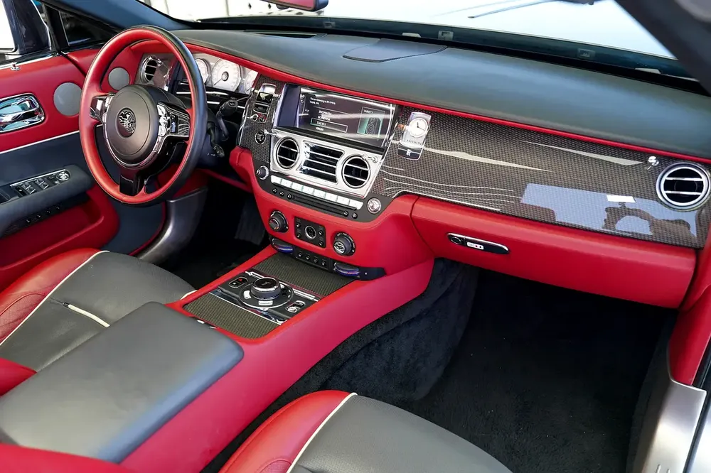 DAWN ONYX | CARBON INTERIOR | CARBON EXTERIOR | 3 BUTTONS | TWO TONE INTERIOR | WARRANTY AVAILABLE - Image 13