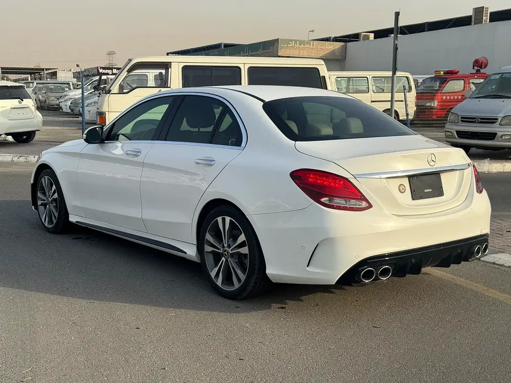 Mercedes Benz full option IMPORTED FROM USA - Image 4