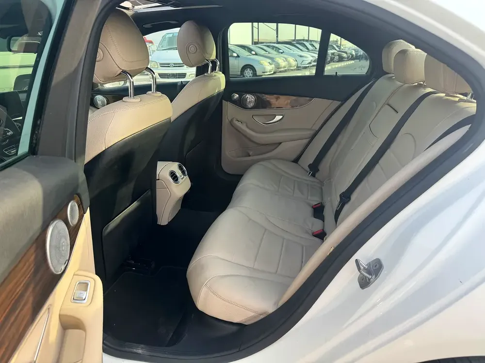 Mercedes Benz full option IMPORTED FROM USA - Image 7
