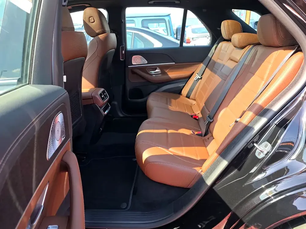 Mercedes GLE 450 AMG SUV Full Option Under Agency Warranty 2026 GCC - Image 14