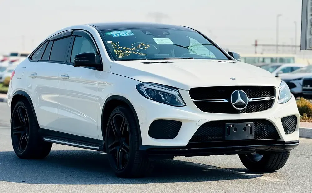 BENZ GLE43 AMG | 2017 | LOW MILEAGE 42000KM DONE | FRESH JAPAN IMPORT - Image 4