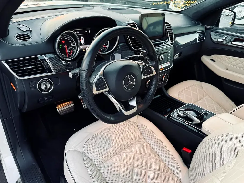 BENZ GLE43 AMG | 2017 | LOW MILEAGE 42000KM DONE | FRESH JAPAN IMPORT - Image 9