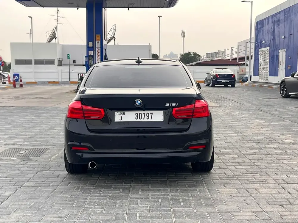 BMW 318 2018 – GCC SPECS – ORIGINAL PAINT - Image 4
