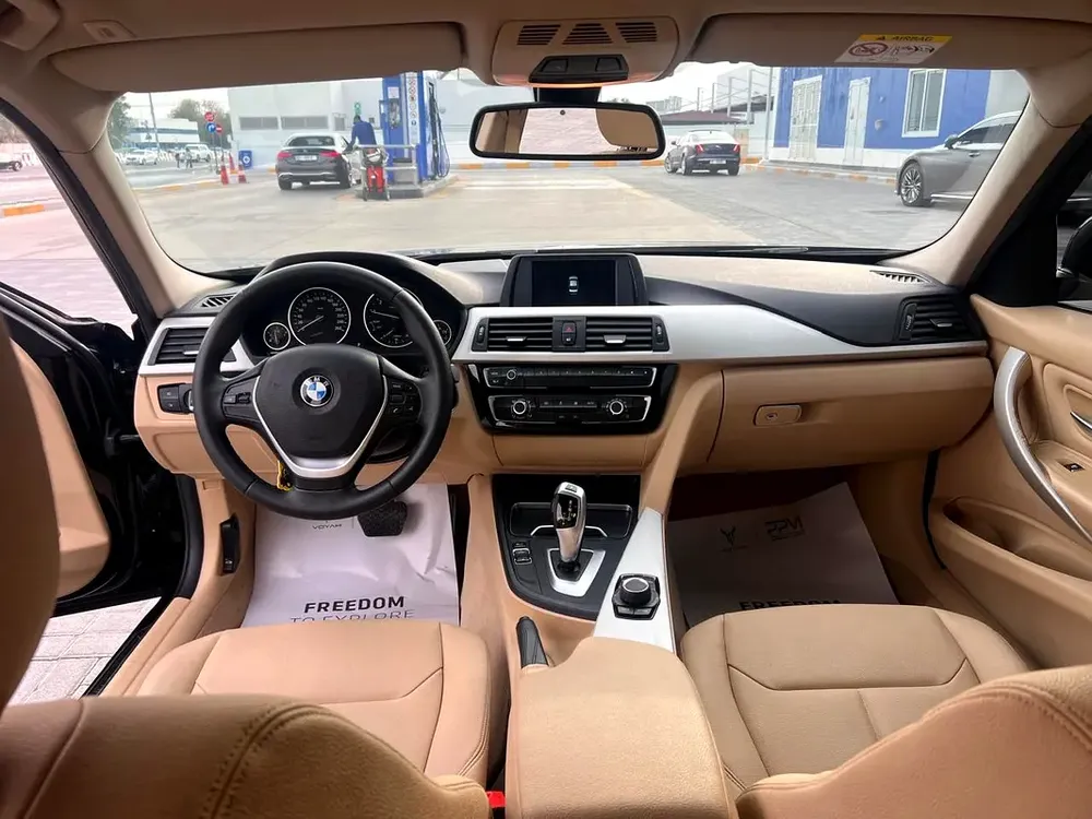 BMW 318 2018 – GCC SPECS – ORIGINAL PAINT - Image 7