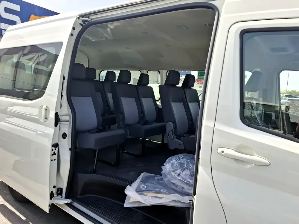 HIACE HIGH ROOF 3.5L 2026 AT PETROL 13 SEATS (EXPORT ONLY) - Image 16