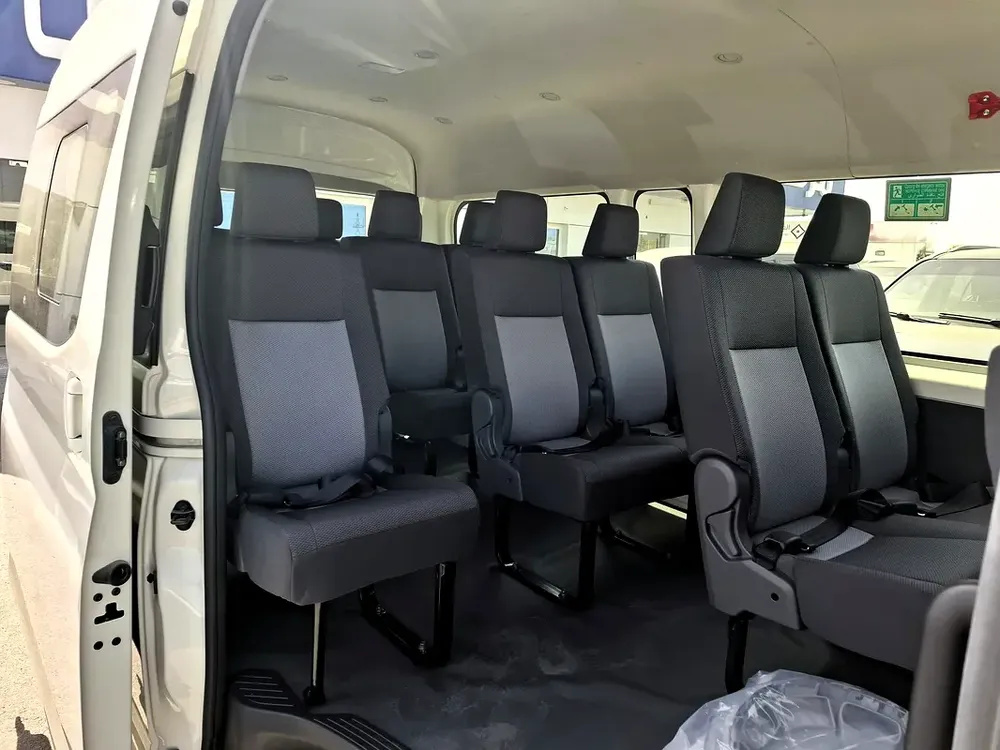 HIACE HIGH ROOF 3.5L 2026 AT PETROL 13 SEATS (EXPORT ONLY) - Image 17