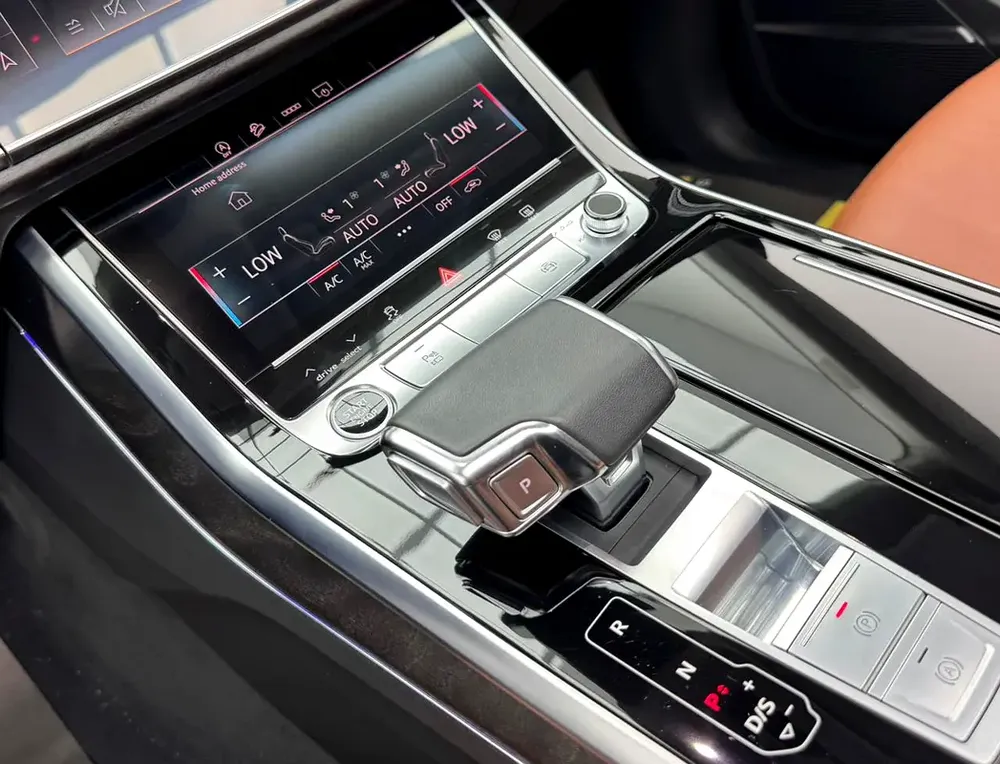 2023 Audi Q8 55 TFSI Quattro S-Line, Audi Service History, 1 Year Warranty, Excellent Condition, GCC - Image 10