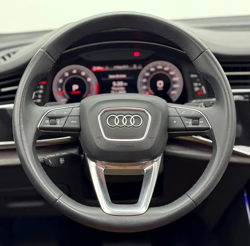 2023 Audi Q8 55 TFSI Quattro S-Line, Audi Service History, 1 Year Warranty, Excellent Condition, GCC - Image 9
